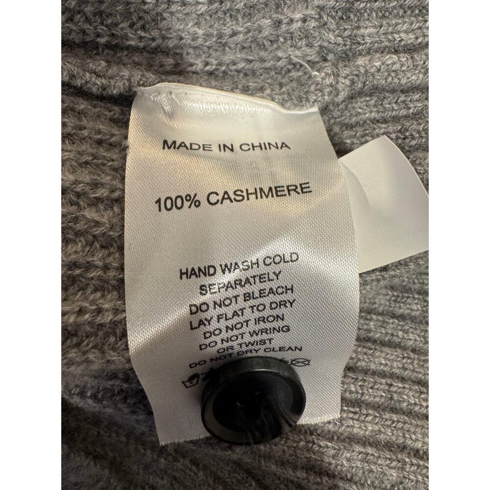 SOLD ‼️Quince Mongolian Cashmere Gray Fisherman Button Front Sweater Vest Small - Picture 9 of 10